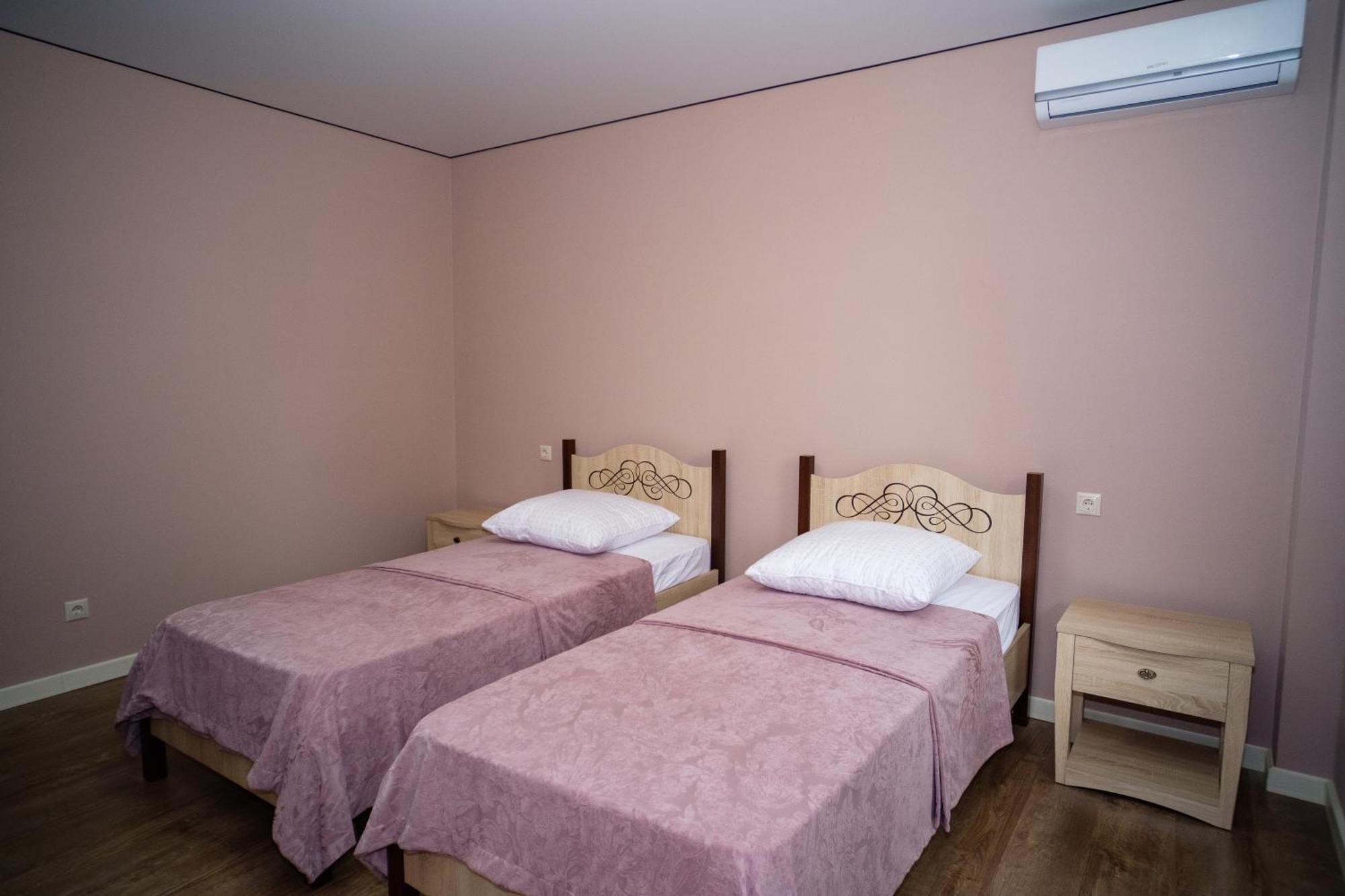 Guest House Bagrat New Athos Exterior photo